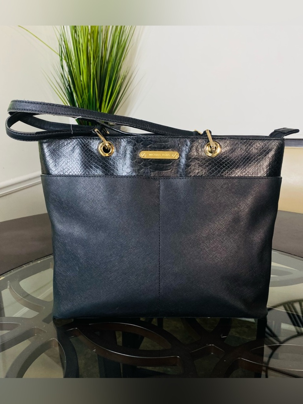 Michael Kors DANVILLE Leather Large Black Tote Shoulder Bag Black/Gold